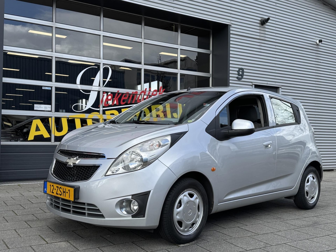 Chevrolet Spark - 1.0 16V LS 1.0 16V LS - AutoWereld.nl