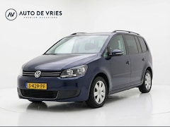 Volkswagen Touran - 1.4 TSI 140pk Comfortline 7-Persoons | Navigatie | Stoelverwarming | Trekhaak