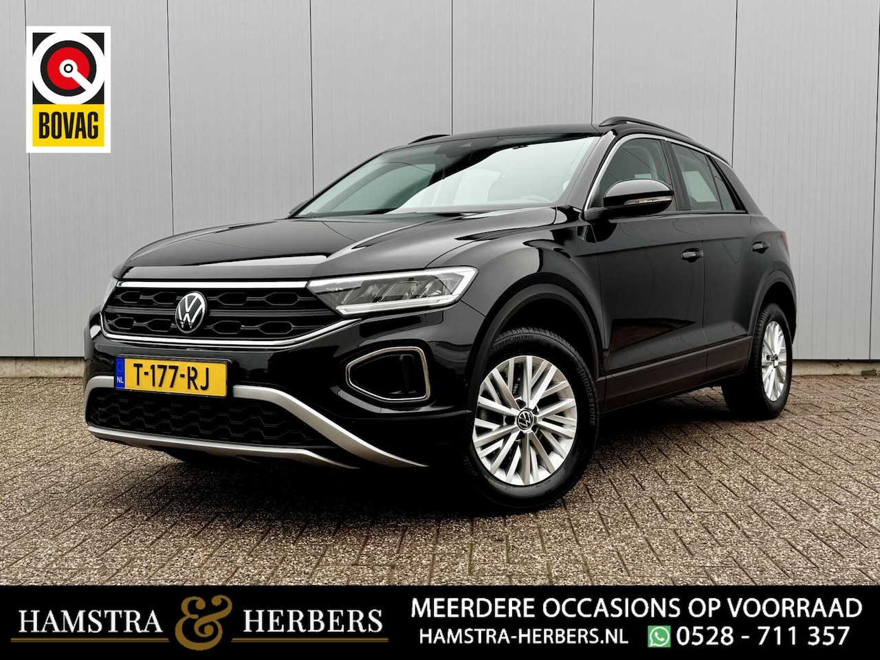 Volkswagen T-Roc - 1.0 TSI Life zwart - AutoWereld.nl