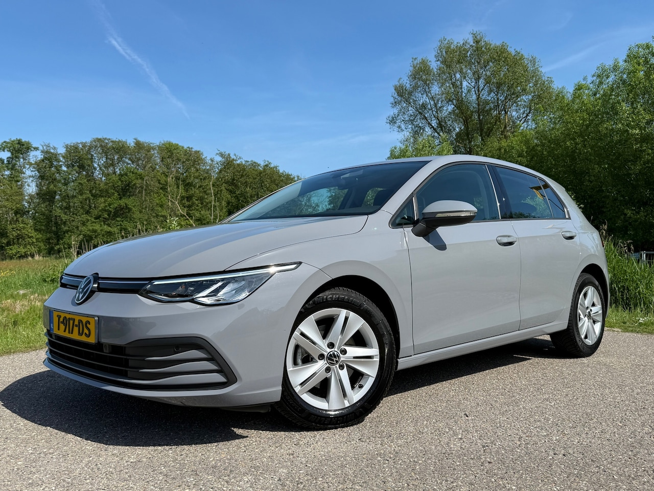 Volkswagen Golf - 1.5 TSI Life Business / Virtual Cockpit / 1e Eigenaar / Alcantara / Stuur-/Stoelverwarming - AutoWereld.nl