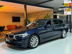 BMW 5-serie Touring - 520i Sport Line | Pano | Memory Stoelen | Stoelventilatie | Camera | Elek Achterklep | Dea