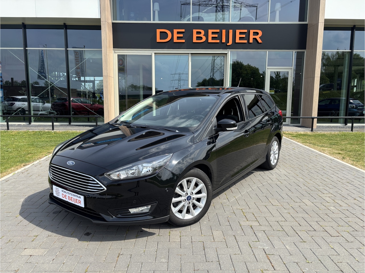 Ford Focus Wagon - 1.5 150pk Automaat Trekhaak I Carplay I All season - AutoWereld.nl