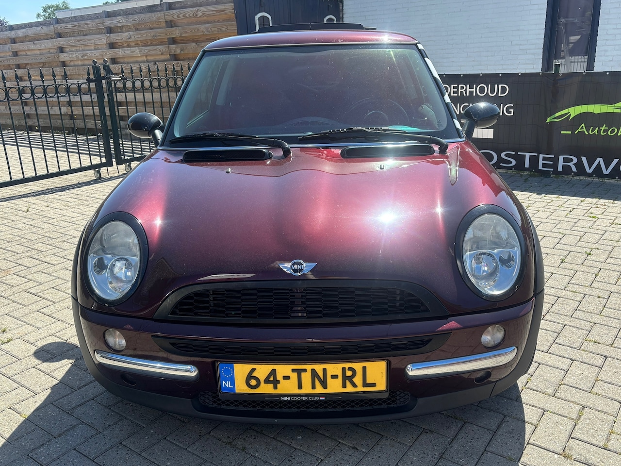 MINI One - 3-Deurs 1.6 Salt | panormadak | airco | nieuwe apk keuring ! - AutoWereld.nl