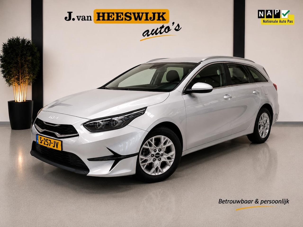 Kia Cee'd Sportswagon - Ceed 1.0 T-GDi MHEV DynamicLine Airco (automatisch) | Lmv | Pdc | Navi | Cv op afstand - AutoWereld.nl