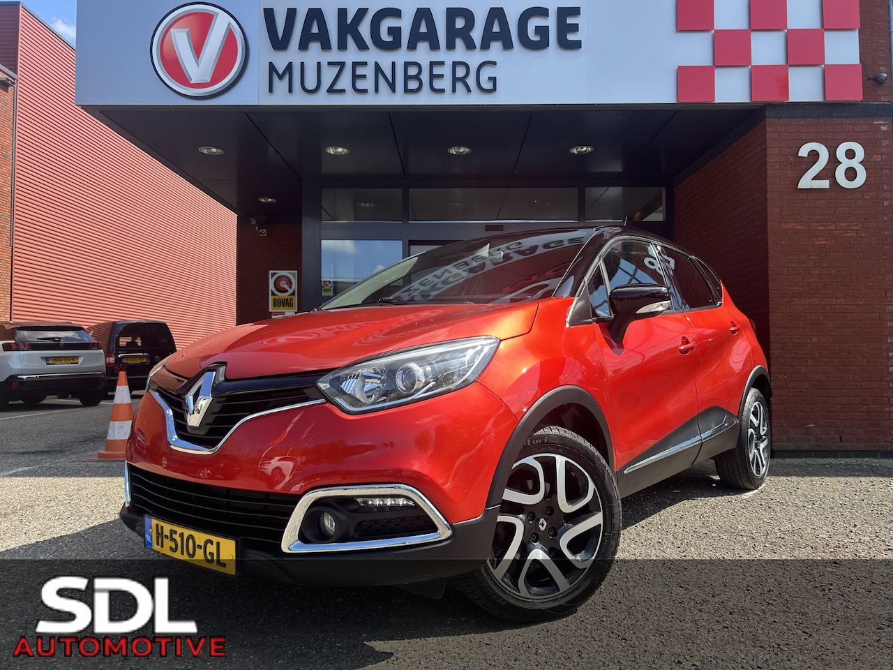 Renault Captur - 1.2 TCe Dynamique // NAVI // PDC // CLIMA // CRUISE // TREKHAAK // BLUETOOTH // - AutoWereld.nl