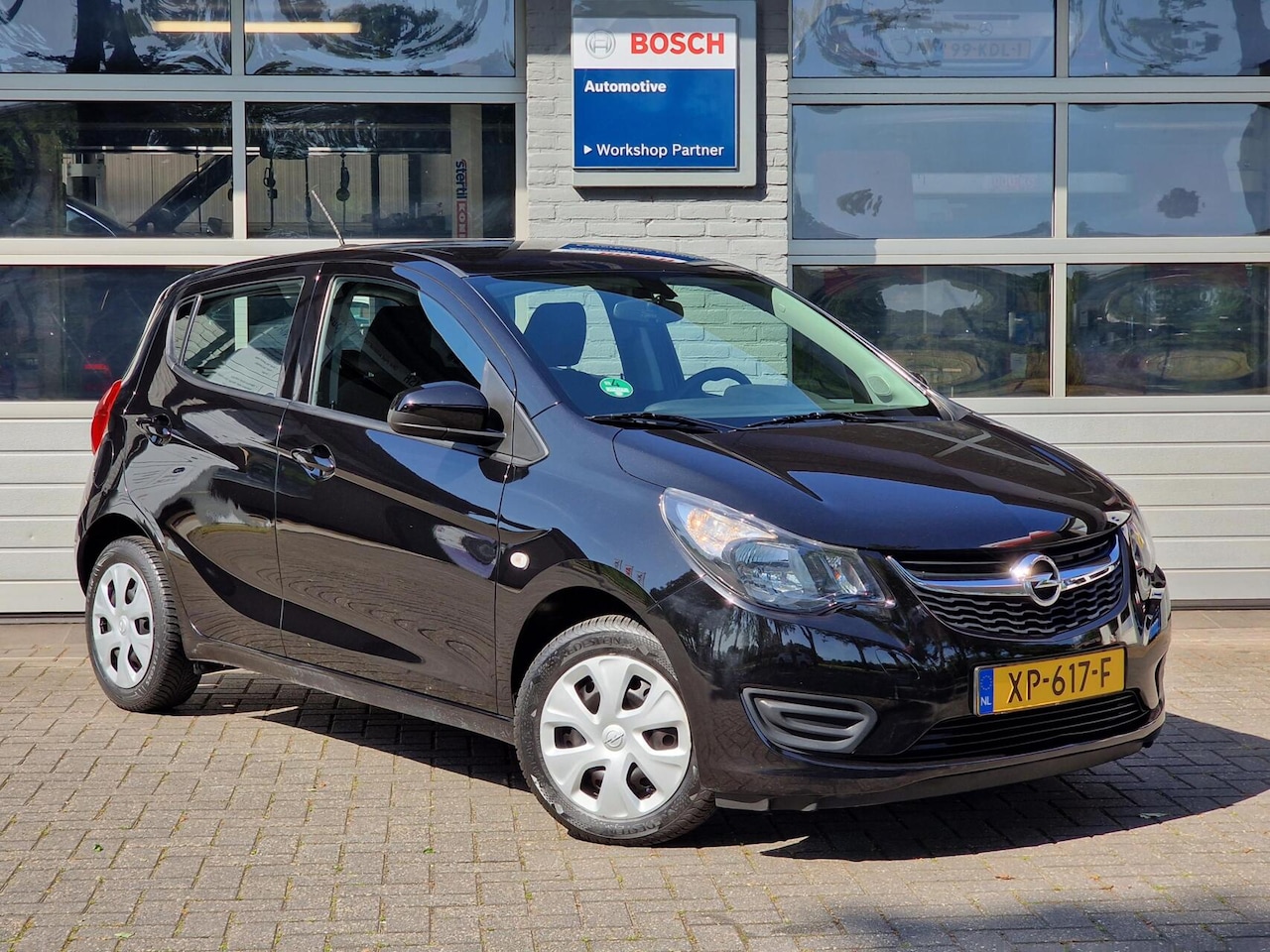 Opel Karl - 1.0 ecoFLEX 120 Jaar Edition|Airco|Cruise|Navi|Bleutooth|Carplay| - AutoWereld.nl