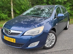 Opel Astra Sports Tourer - 1.4 Turbo Cosmo
