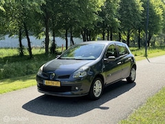 Renault Clio - 1.4-16V Exception*NEW APK 05/27*AIRCO*CRUISE