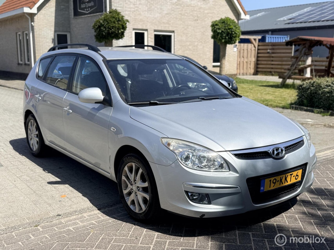 Hyundai i30 CW - 1.6i Dynamic 1.6i Dynamic - AutoWereld.nl