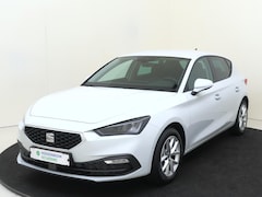 SEAT Leon - 1.0 eTSI Style Business Intense | Adaptieve cruise control | Parkeerassistent | Navigatie