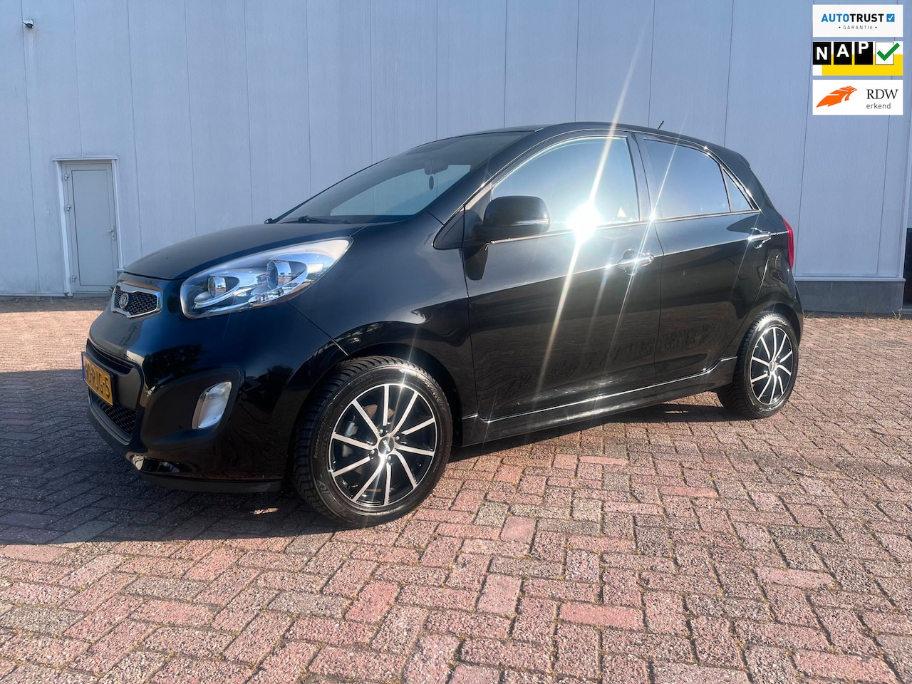 Kia Picanto - 1.2 CVVT Comfort Pack airco 5 deurs 2011 - AutoWereld.nl