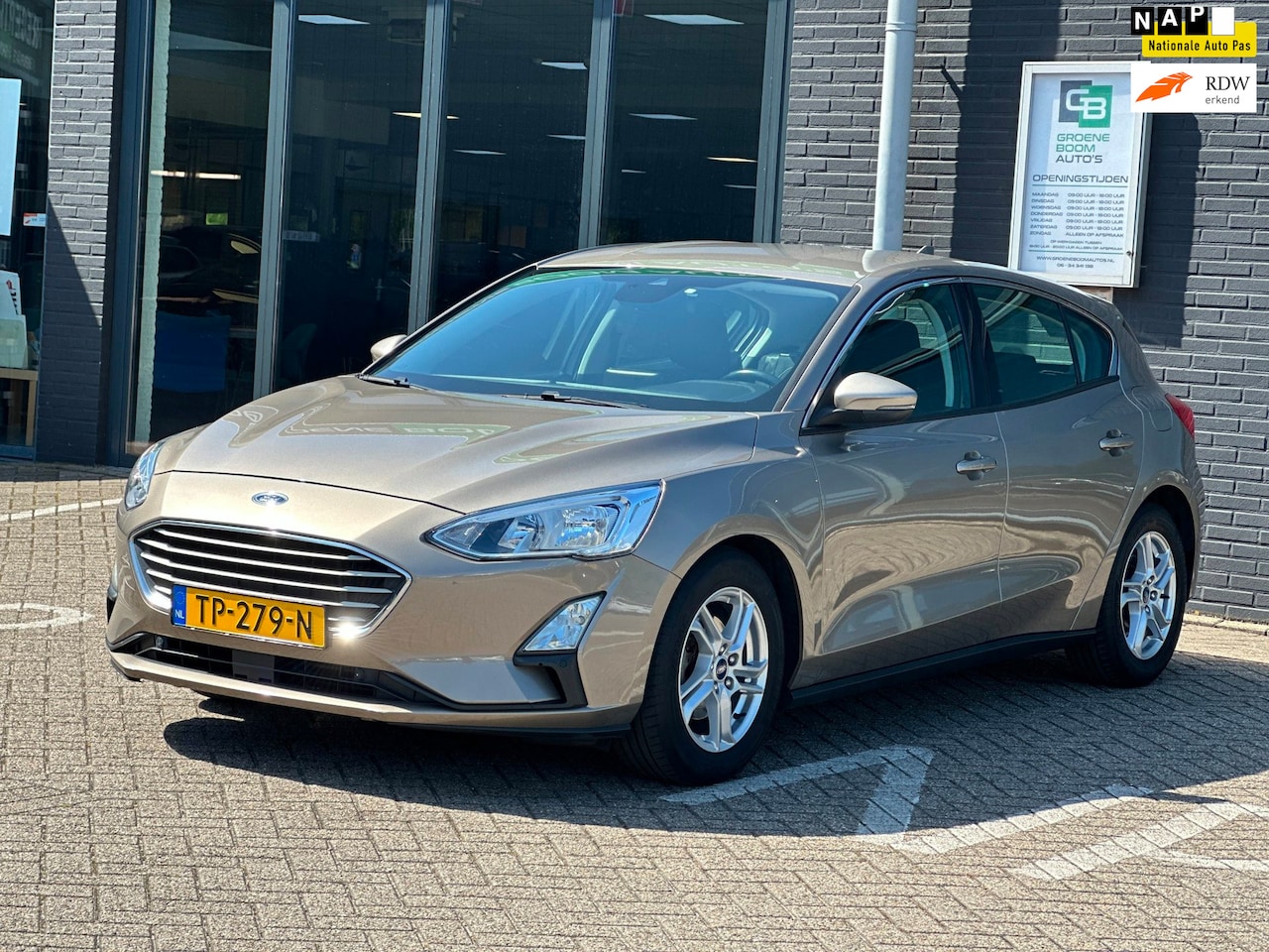 Ford Focus - 1.0 EcoBoost Trend Edition Business/CARPLAY/NAVI/NETTE STAAT!! - AutoWereld.nl