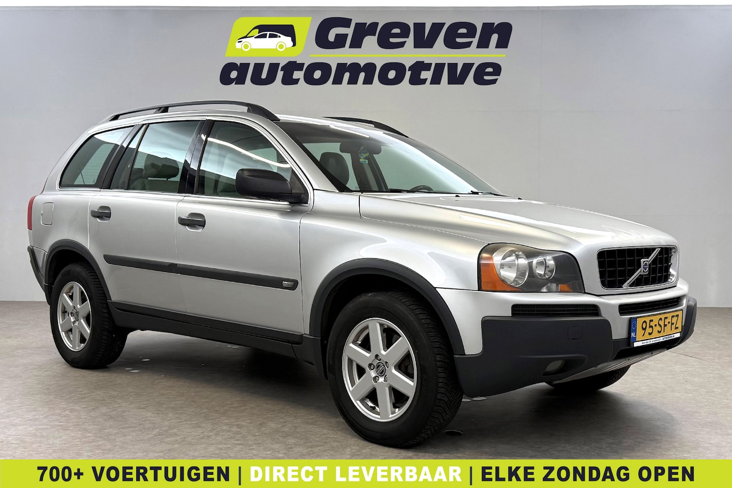 Volvo XC90 - 2.5 T Momentum 7p. | Youngtimer | Clima | Cruise | Trekhaak | Stoelverw. | Parkeersens. | - AutoWereld.nl