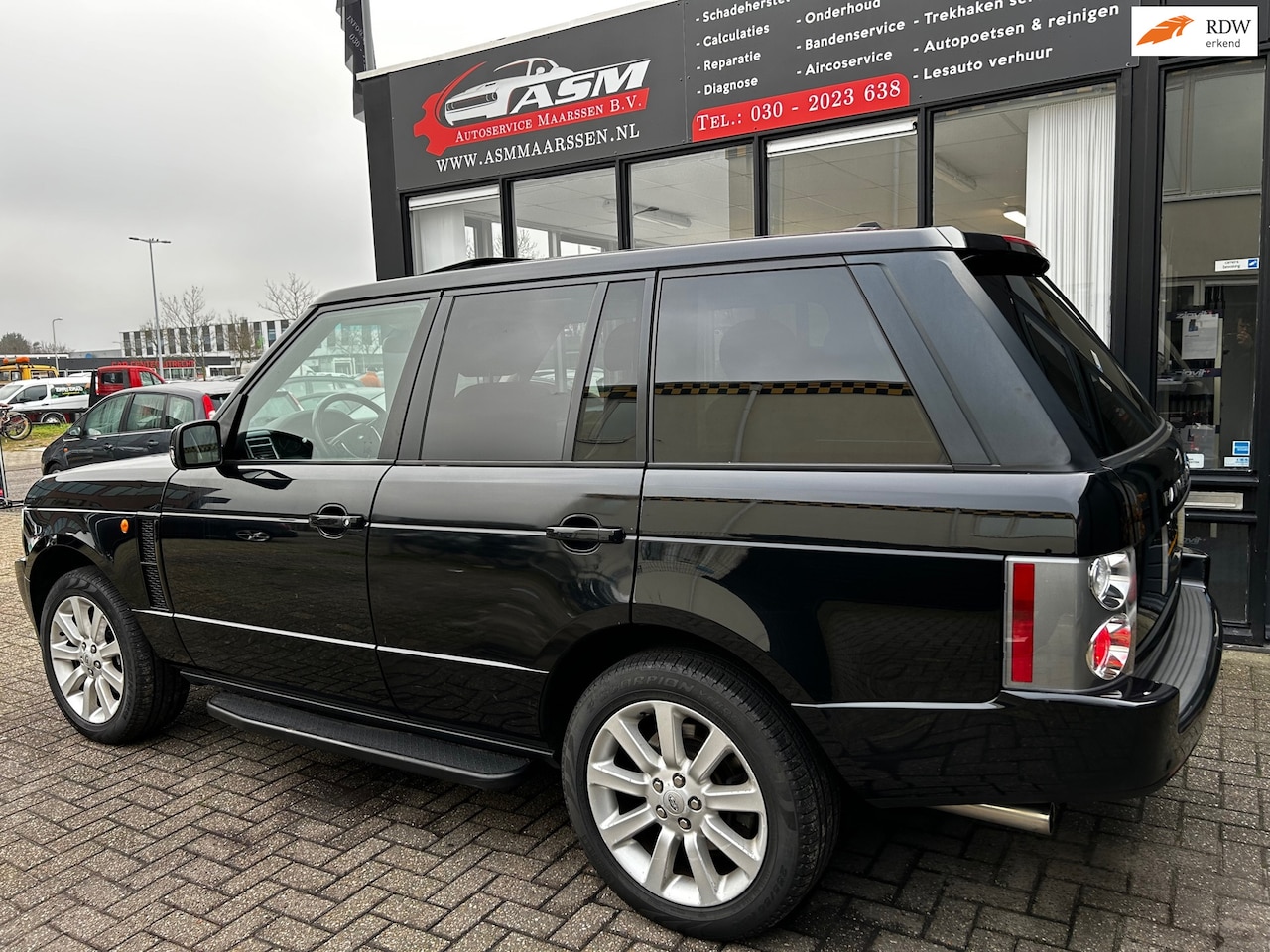 Land Rover Range Rover - 4.2 V8 Supercharged 4.2 V8 Supercharged - AutoWereld.nl
