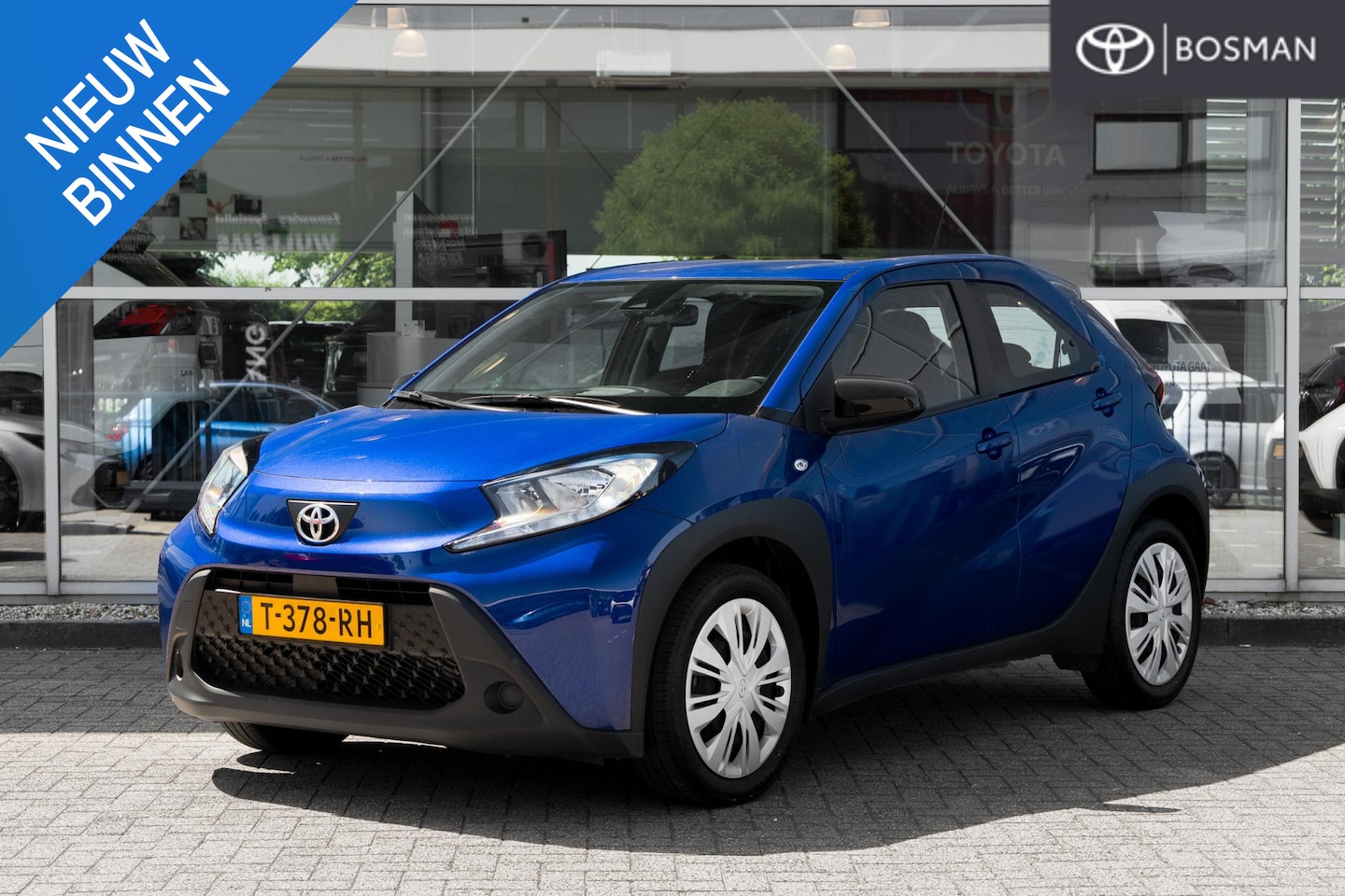 Toyota Aygo X - 1.0 VVT-i MT play 1.0 VVT-i MT Play - AutoWereld.nl