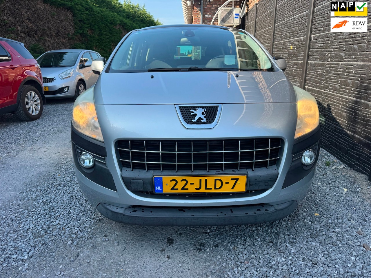 Peugeot 3008 - 1.6 VTi Première 1.6 VTi Première - AutoWereld.nl