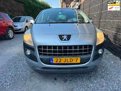 Peugeot 3008 - 1.6 VTi Première