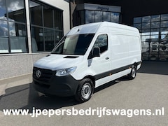 Mercedes-Benz eSprinter - 320 L2 Pro 81kWh / Snel laden 115Kw / Trekhaak / MBUX / Navigatie / Camera / Cruise contro