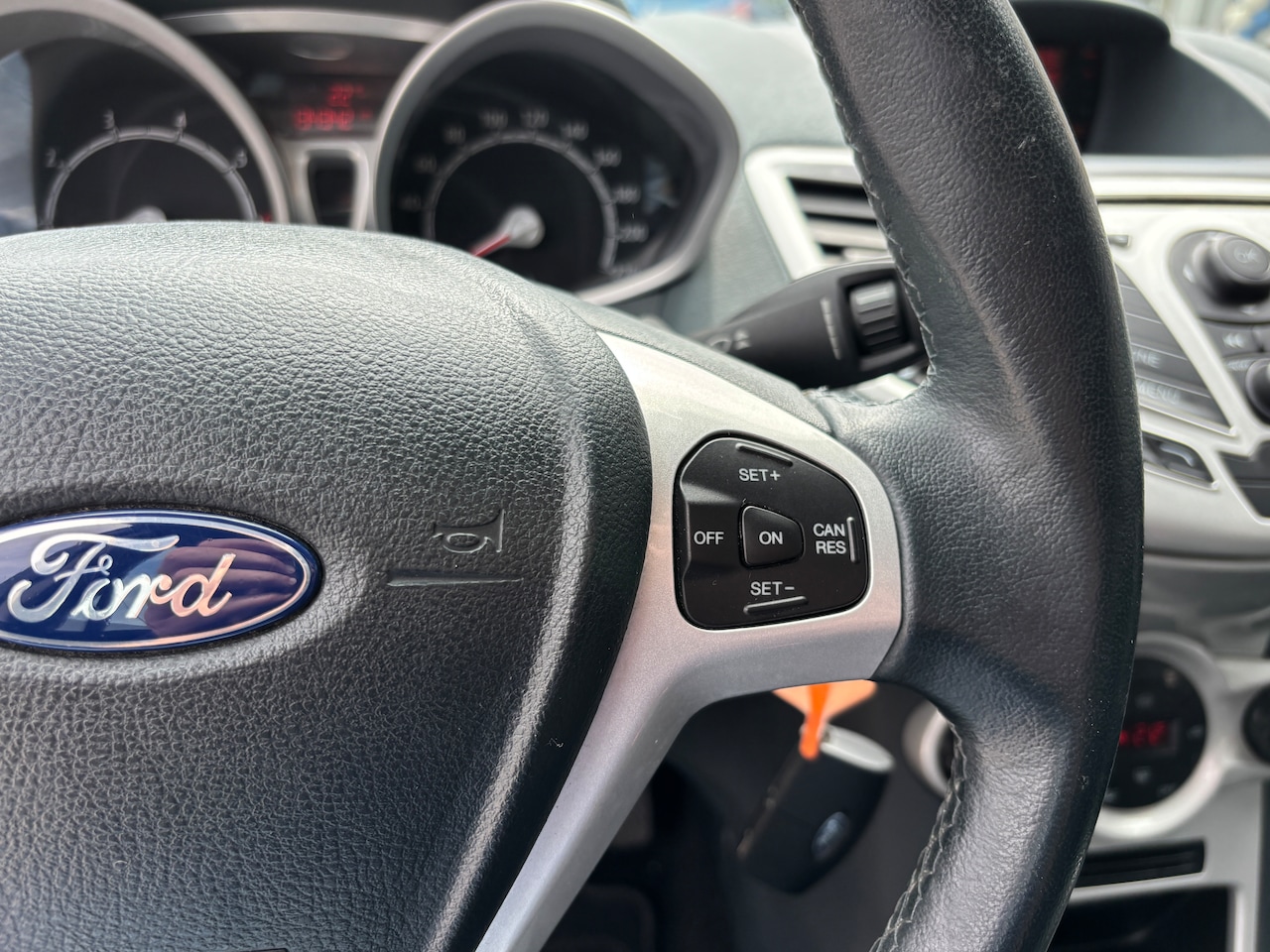 Ford Fiesta - 1.25 Titanium | Org-NL auto. Climate. Cruise. 2e eigenaar.