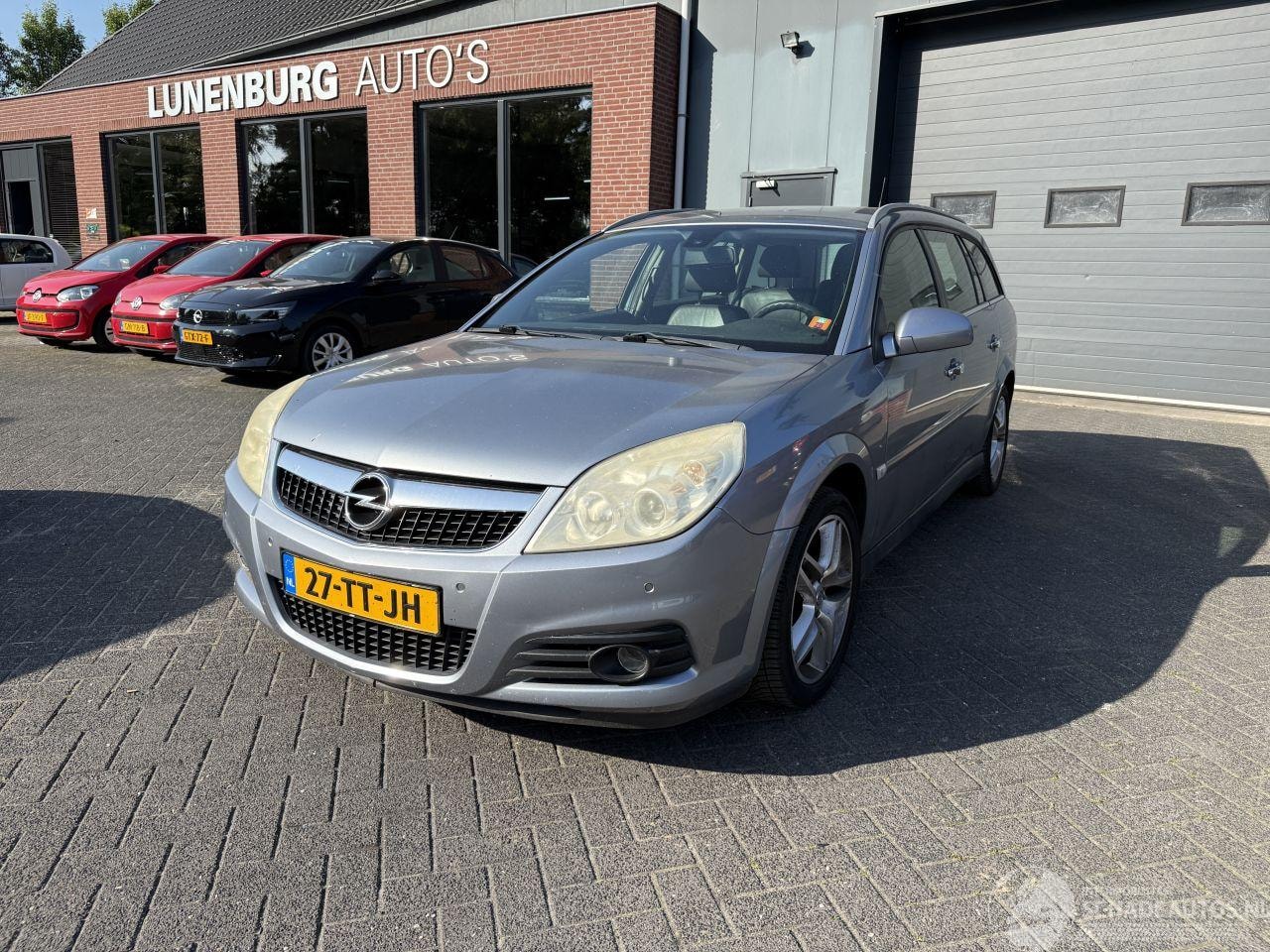 Opel Vectra - 1.8-16V Executive 1.8-16V Executive - AutoWereld.nl