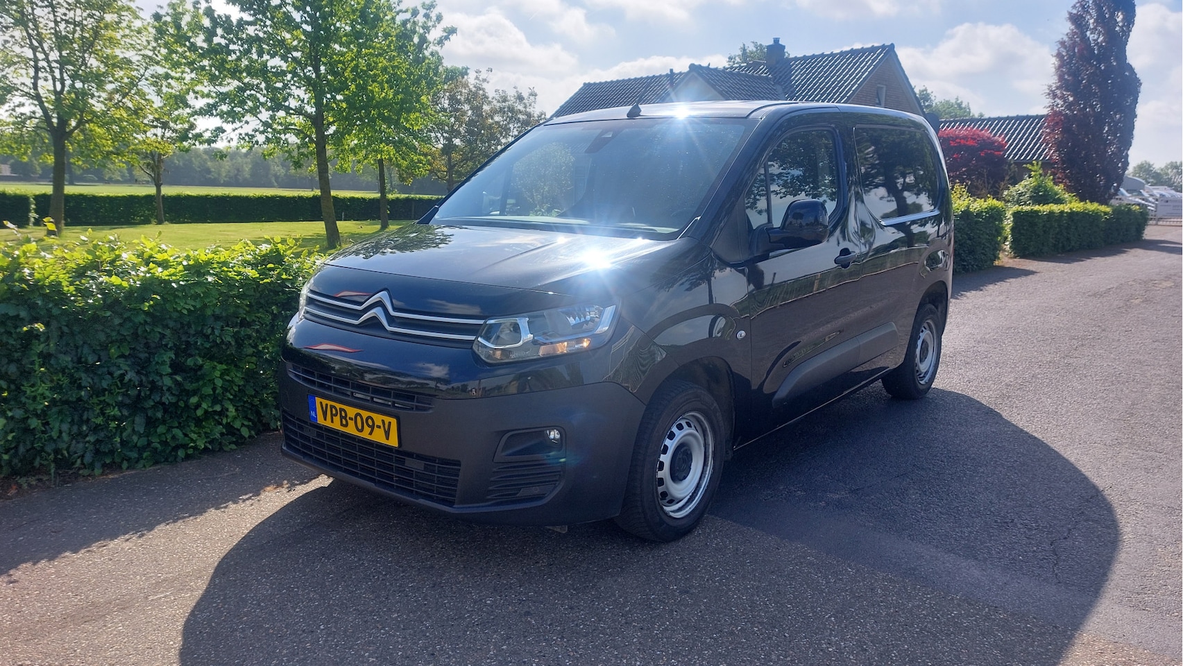 Citroën Berlingo - 1.5 BlueHDI Club AIRCO/NAVI BJ 2022 - AutoWereld.nl