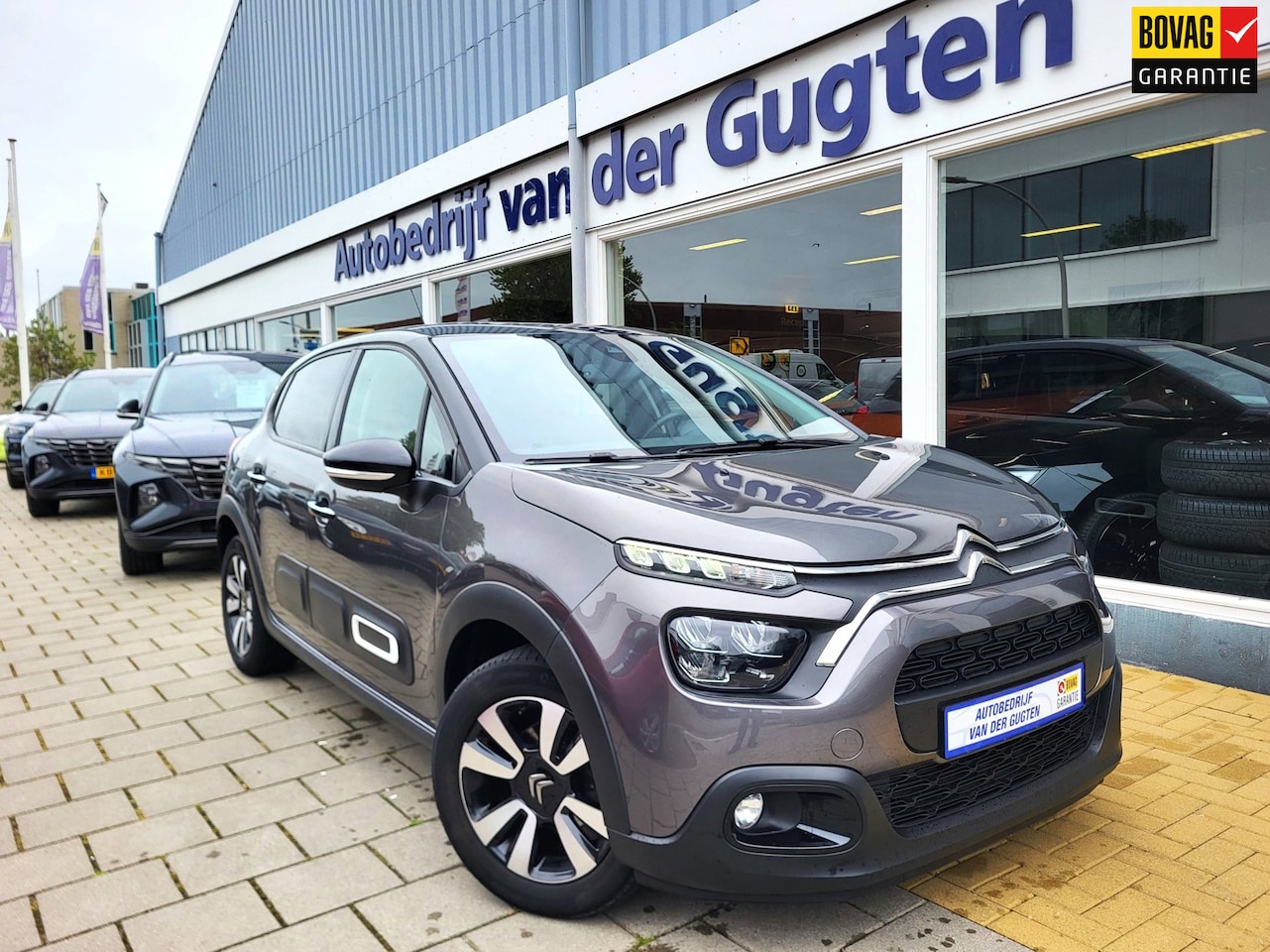 Citroën C3 - 1.2 PureTech Shine Business / Keyless Start / Carplay & Android / Camera / - AutoWereld.nl
