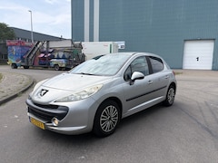 Peugeot 207 - 1.4 VTi X-line 5-Deurs 96 PK. Zuinige en fijn rijdende auto