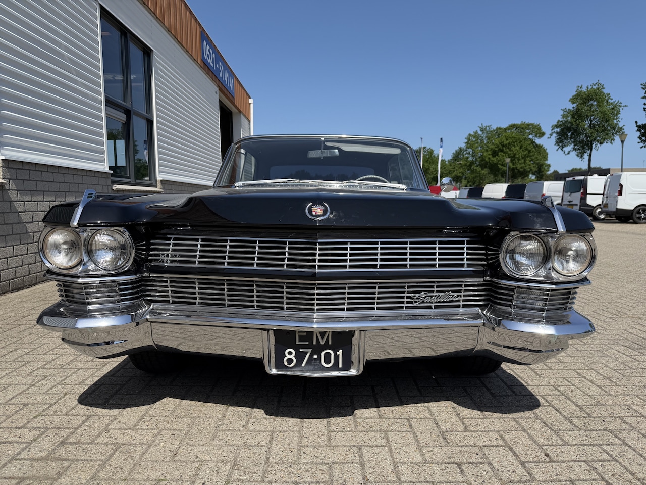 Cadillac Fleetwood - 6039 CF V8 / oldtimer / collectors item / automaat / in nette staat / auto rijdt en schake - AutoWereld.nl