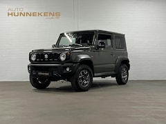 Suzuki Jimny - 1.5 Stijl 4 Persoons Trekhaak | Cruise-/ climate control | Stoelverwarming | Airco | Navig