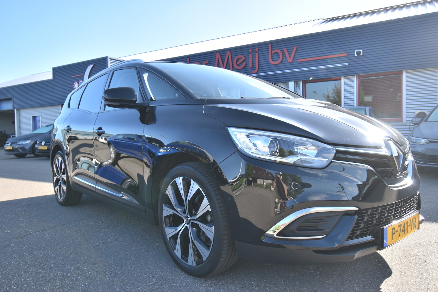 Renault Grand Scénic - 1.3 TCe Limited 7-Pers . , TREKHAAK , CLIMATR , NAVI , BL TOOTH , LMV20 - AutoWereld.nl