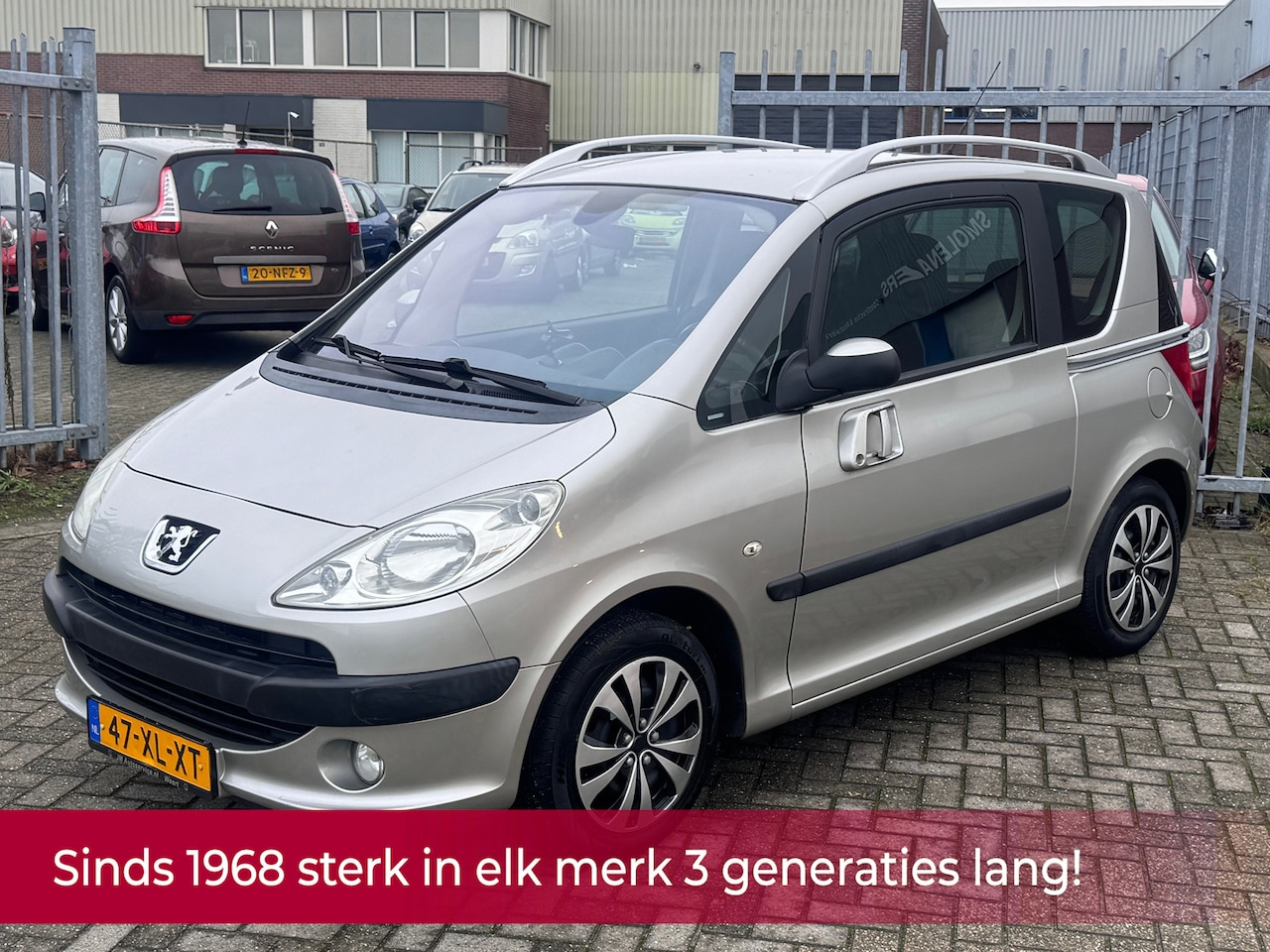 Peugeot 1007 - 1.4-16V Gentry NL AUTO NAP! NIEUWE D-RIEM! Airco ECC l CRUISE l PDC l Elek deuren l Elek p - AutoWereld.nl