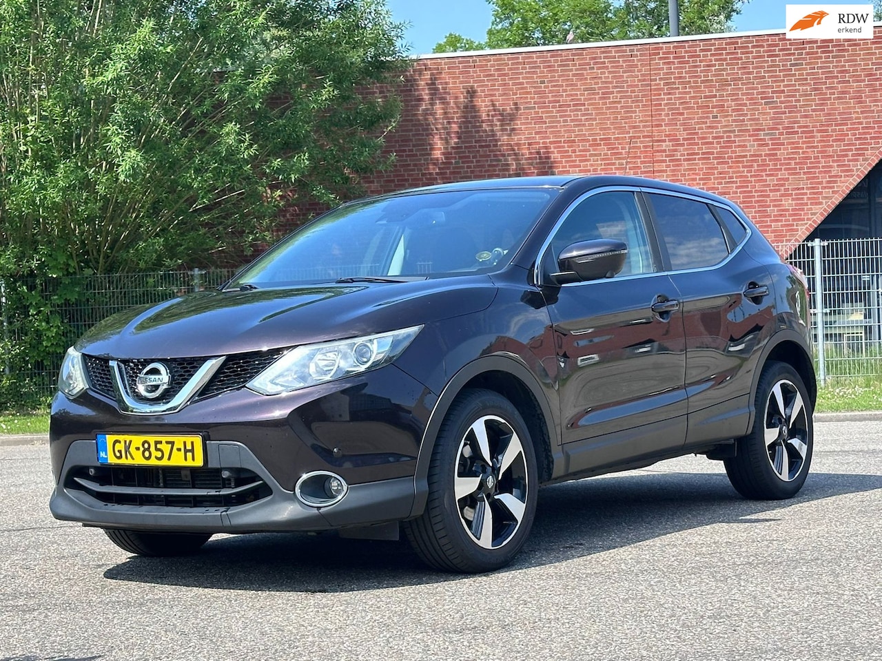 Nissan Qashqai - 1.2 Connect Edition Automaat*360 graden camera*Navigatie*Dealer onderhouden*Cruise*Xenon*C - AutoWereld.nl