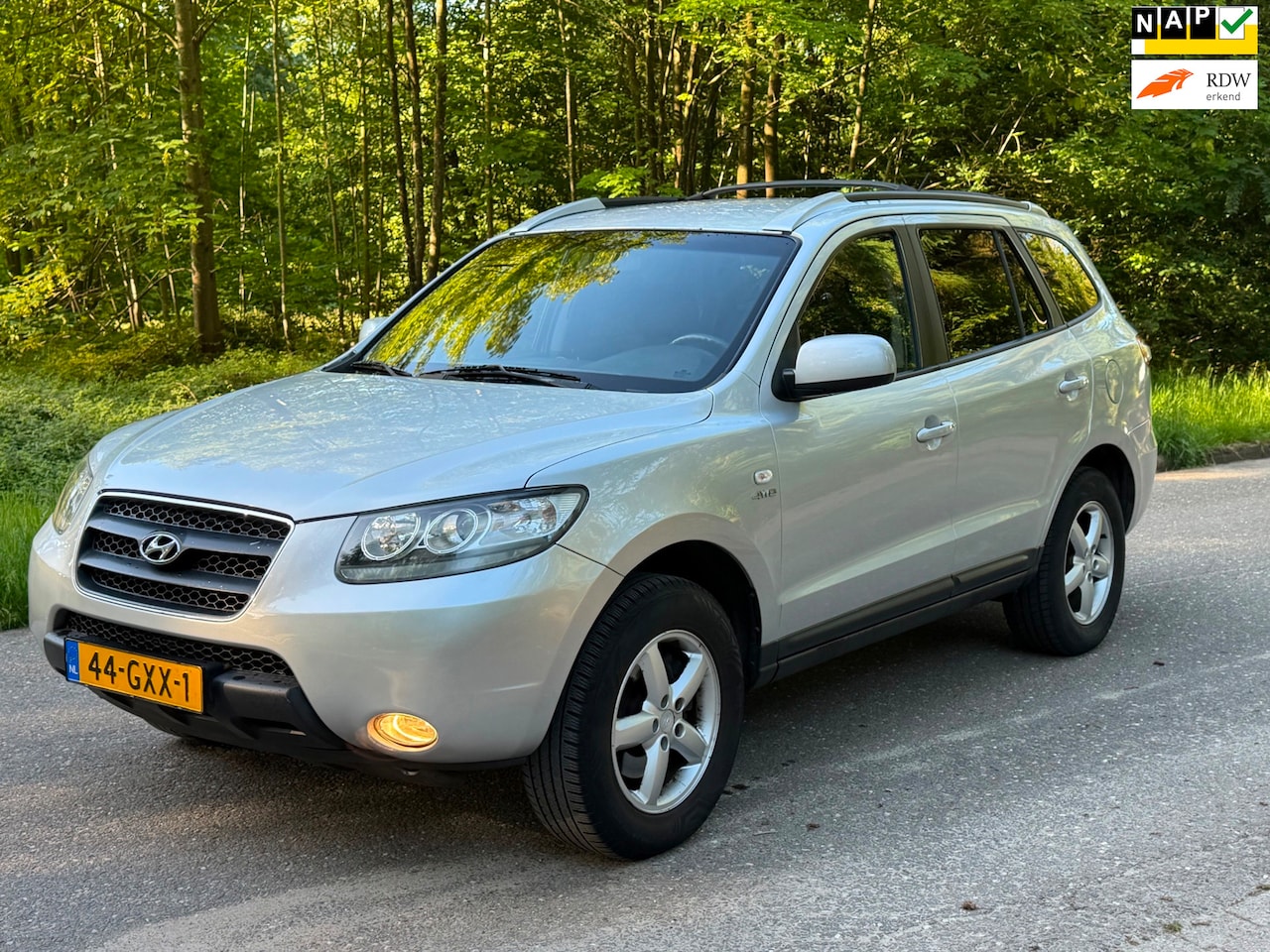 Hyundai Santa Fe - 2.2 CRDi 4WD Dynamic 2008 Zilver - AutoWereld.nl