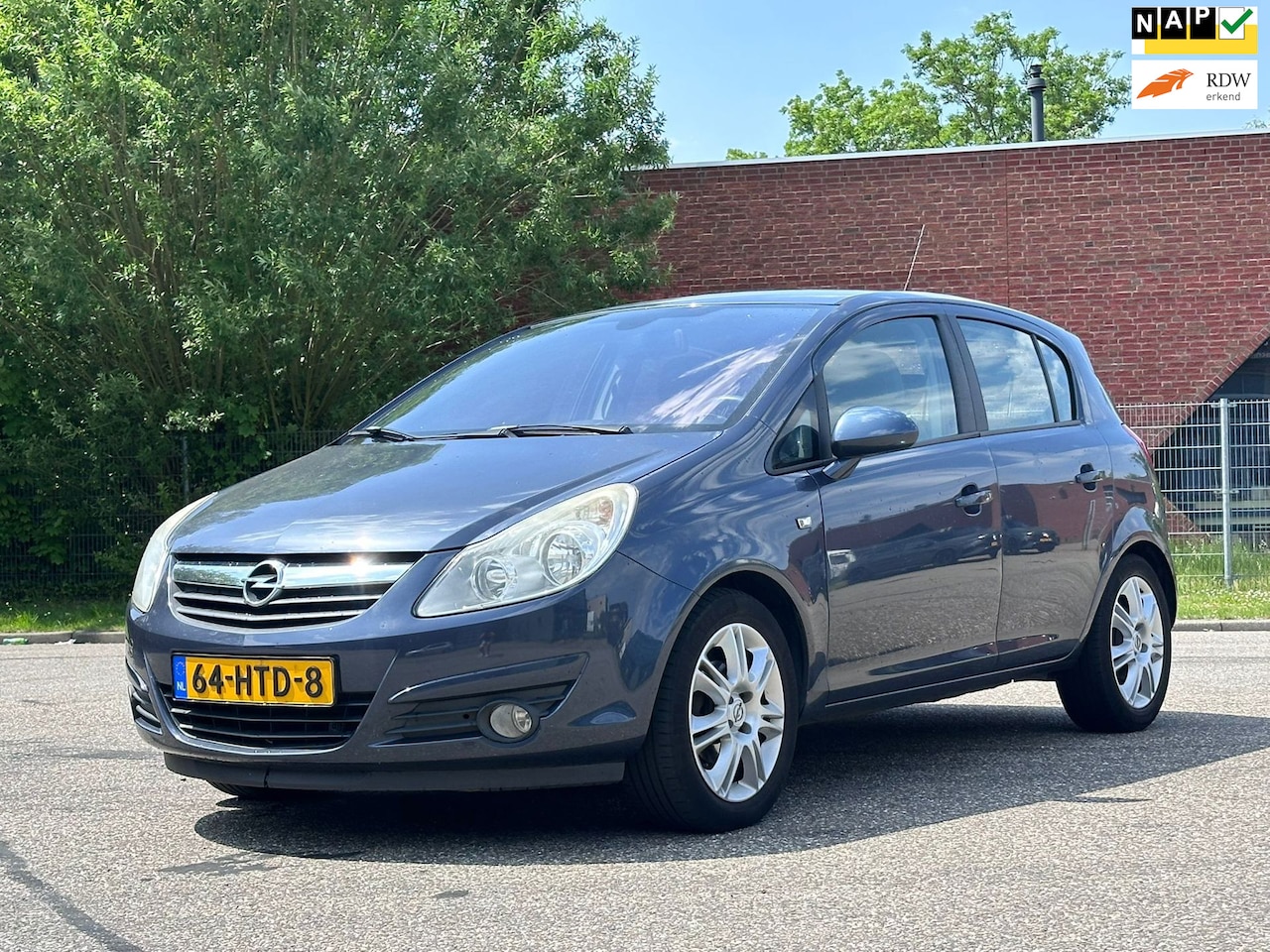 Opel Corsa - 1.4-16V Cosmo 1e Eigenaar*5DR*Cruise*Clima*Stoelverwarming*Half leder*LM velgen*Parkeersen - AutoWereld.nl
