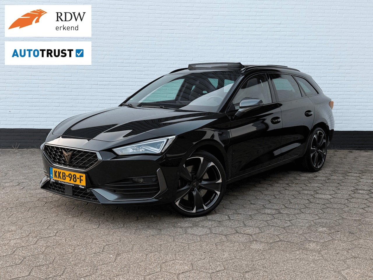 CUPRA Leon Sportstourer - E-Hybrid VZ Perf. PANO l ACC l 245PK - AutoWereld.nl