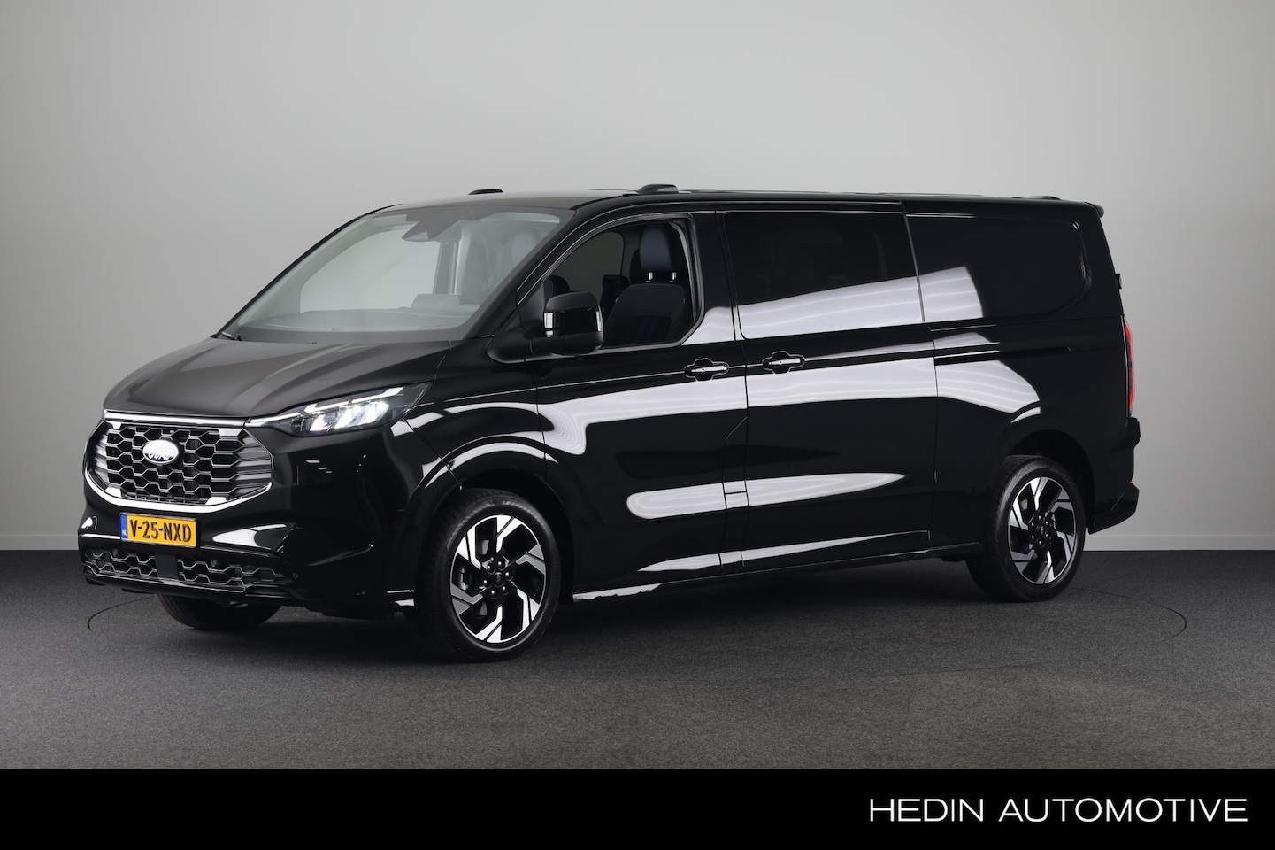 Ford Transit Custom - 320 2.5 PHEV L2H1 Sport Dubbel Cabine Ex BTW incl BPM | - AutoWereld.nl