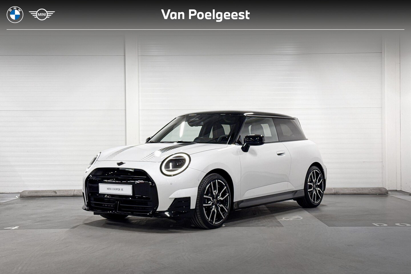 MINI Mini-Electric - Cooper 3-deurs Cooper SE John Cooper Works M 54.2 kWh - AutoWereld.nl