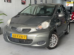 Toyota Aygo - 1.0-12V Aspiration Green/ AUTOMAAT/ nap/ dealeronderhouden/ 1jaar apk/ airco/ EL-ramen/spe