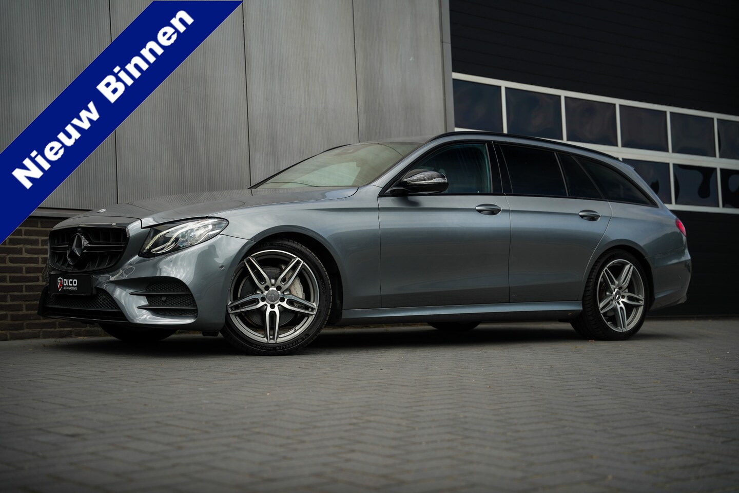 Mercedes-Benz E-klasse Estate - 200 184 pk Prestige Plus AMG-line / Burmester/ Keyless/ Widescreen/ Bi-LED/ Camera/ Sfeer. - AutoWereld.nl