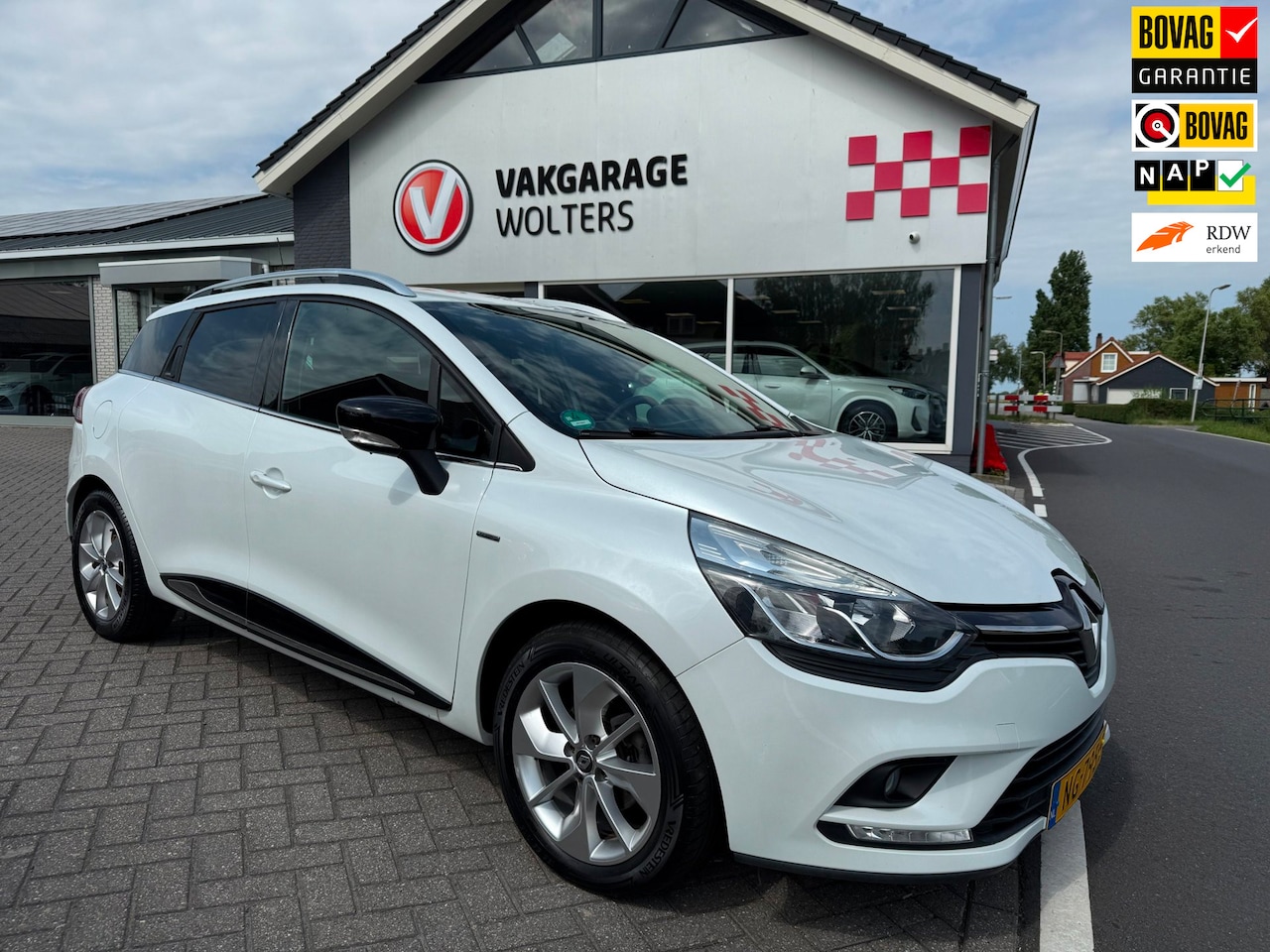 Renault Clio Estate - 0.9 TCe Limited RIJKLAARPRIJS! - AutoWereld.nl