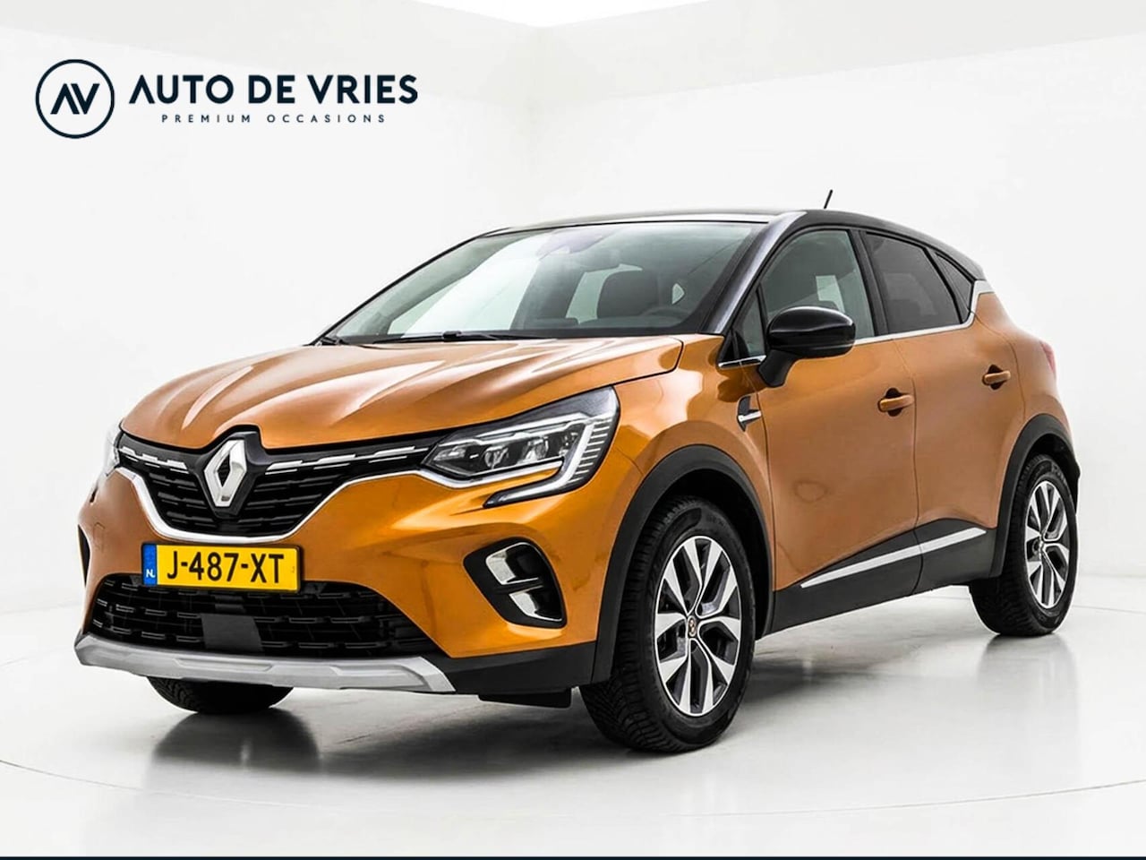 Renault Captur - 1.3 TCe 130pk Automaat Intens | Navigatie | Camera | Trekhaak - AutoWereld.nl