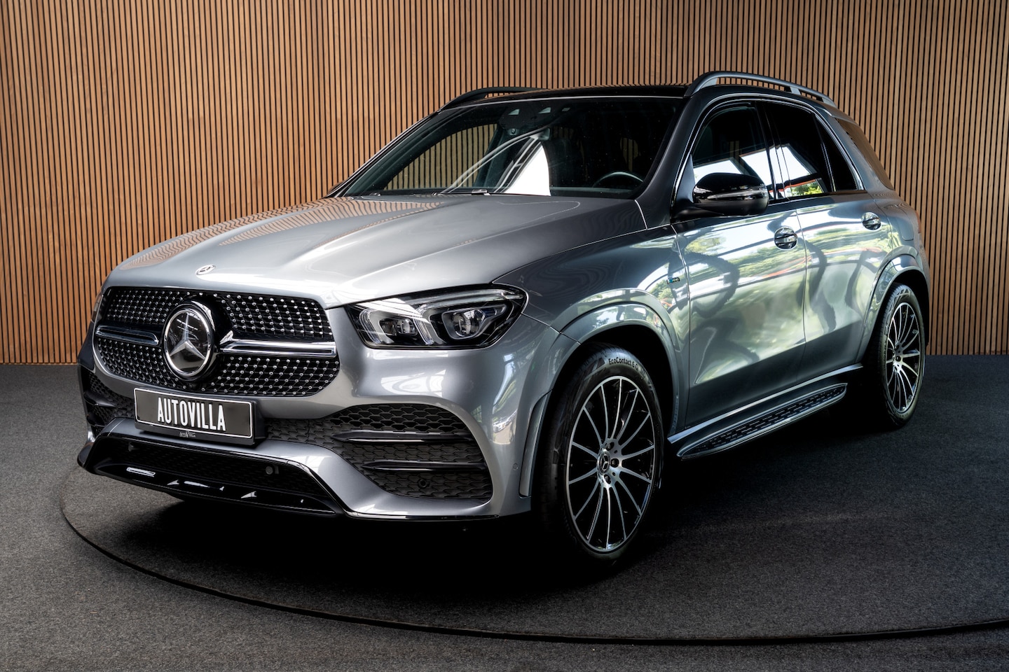 Mercedes-Benz GLE-Klasse - 350 de 4MATIC Pano Leer 360° Memory seats voor & achter Distronic+ Niveauregeling Navi Cli - AutoWereld.nl