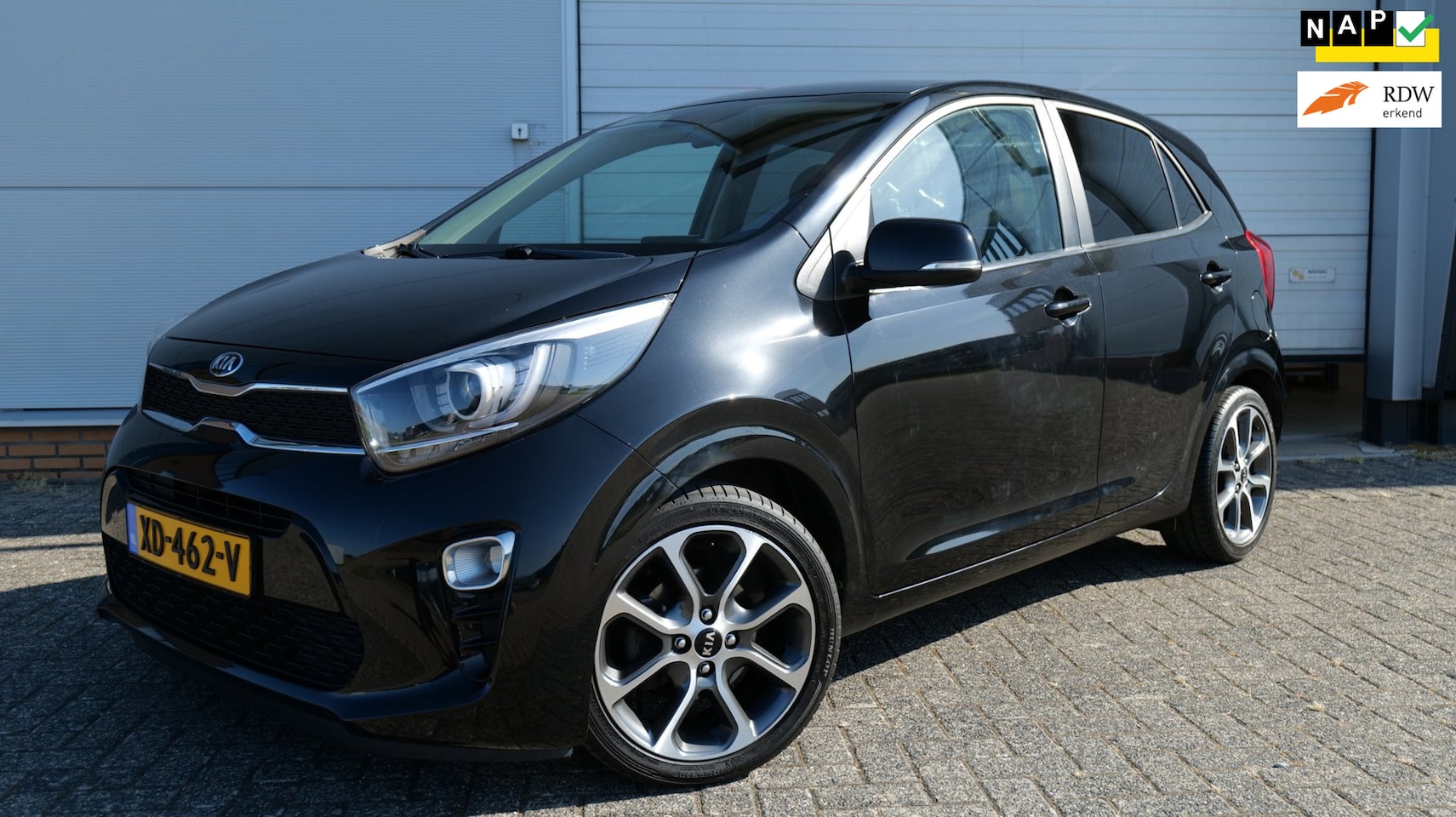 Kia Picanto - 1.0 CVVT Design Edition NL-auto Leer Navigatie Cruise Camera LM Velgen - AutoWereld.nl