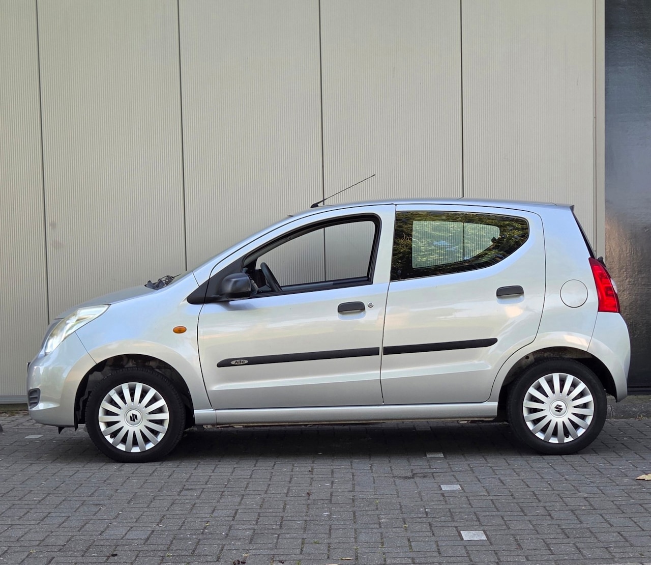 Suzuki Alto - 1.0 Comfort Plus / Airco / Nieuwe APK / Automaat / Org. NL / 5-deurs / - AutoWereld.nl