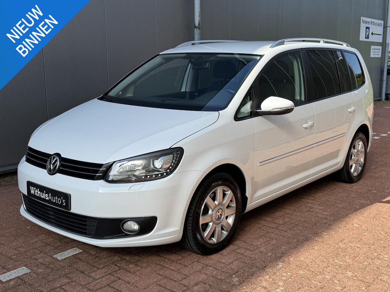 Volkswagen Touran - 1.4 TSI Highline 7-Persoons Camera Cruise controle - AutoWereld.nl