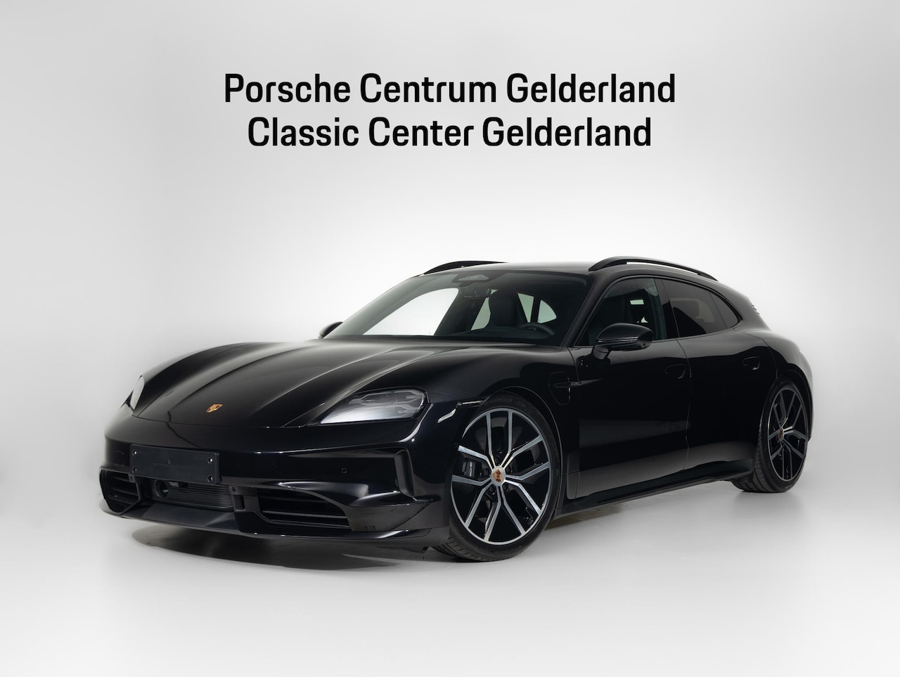 Porsche Taycan Sport Turismo - Black Edition - AutoWereld.nl
