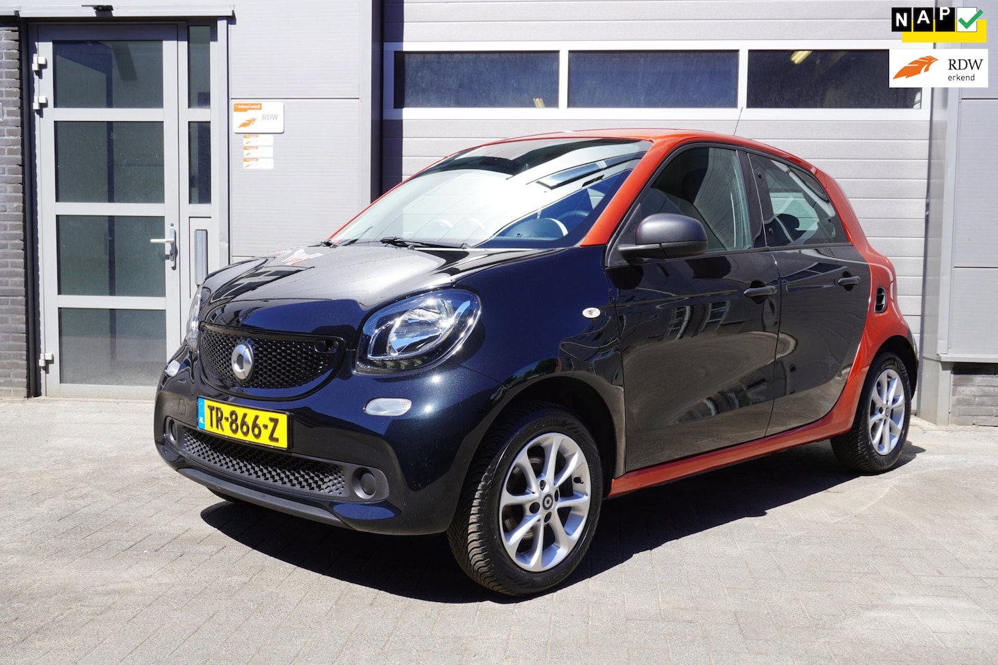 Smart Forfour - 1.0 Pure 1.0 Pure - AutoWereld.nl