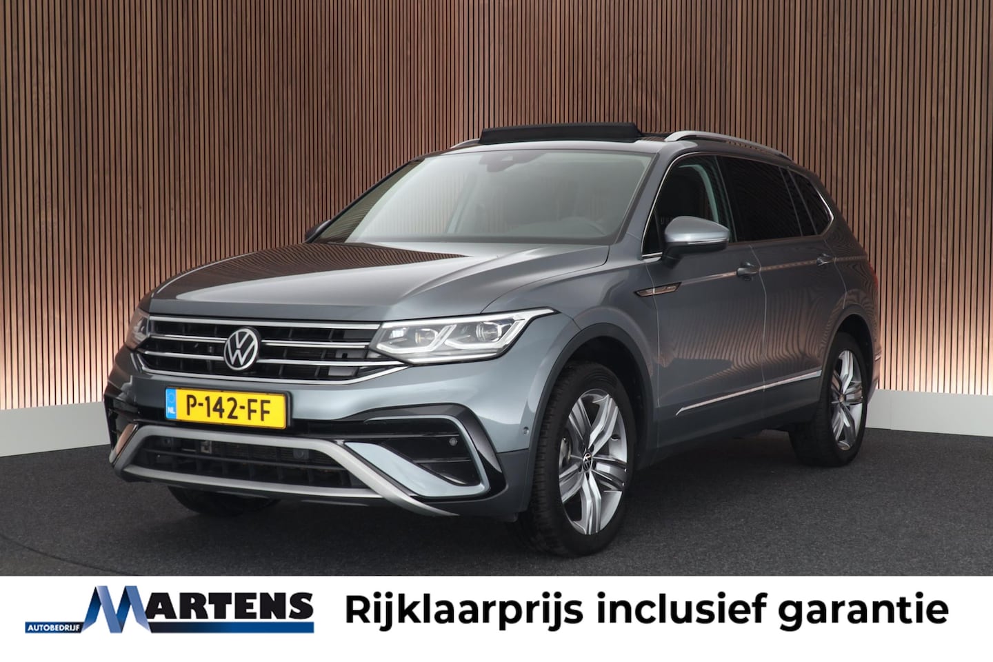 Volkswagen Tiguan Allspace - 1.5 TSI 150pk DSG Elegance Keyless Stoelverwarming Camera Panoramadak Virtual Cockpit Navi - AutoWereld.nl