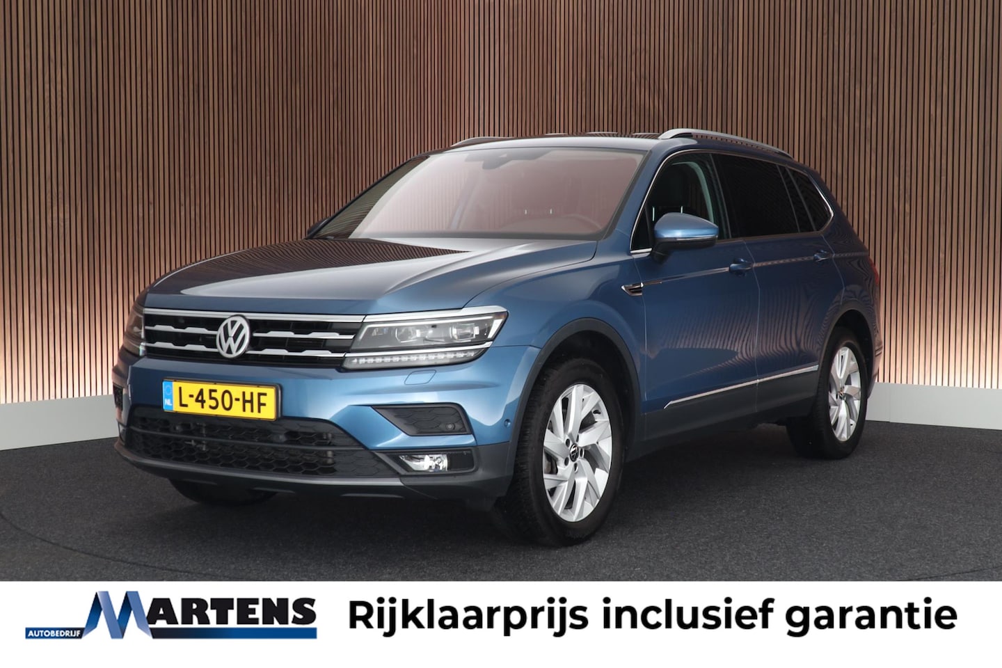Volkswagen Tiguan Allspace - 2.0 TDI 150pk DSG Comfortline Business 7Pers. Trekhaak Camera Keyless Stoelverwarming Virt - AutoWereld.nl