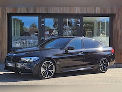 BMW 5-serie - 530e iPerformance High Executive stoel/stuurverwarming. alcantara. m sport velgen. camera